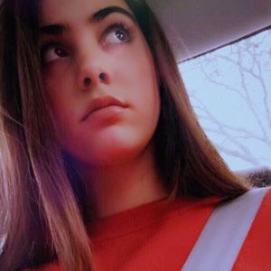 Meet your Posher, Amna